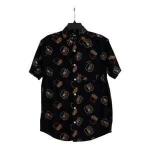 Urban Pipeline Hamburger & Fries Black Short Sleeve Button Down Size Small